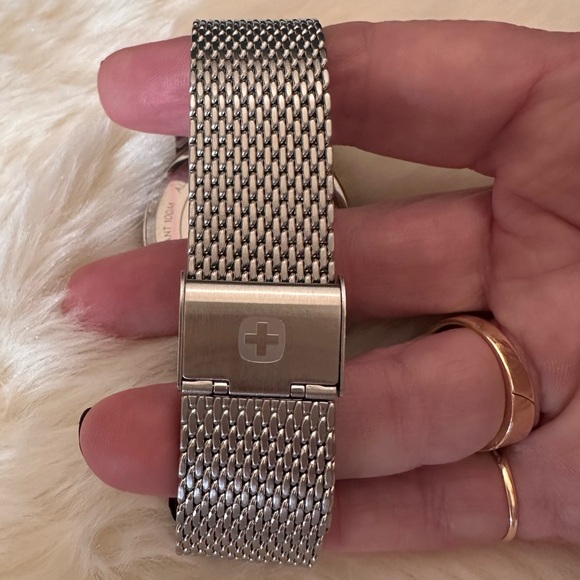 Wenger Stainless Steel Mesh Silver Dial White Watch with Date 1021.103 NWOT - Picture 4 of 10